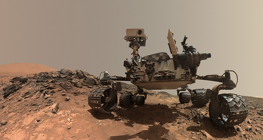 Curiosity selfie on lower Mount Sharp