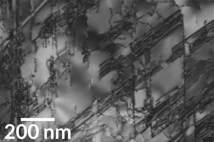 transmission electron micrscopy image of diamond crystal