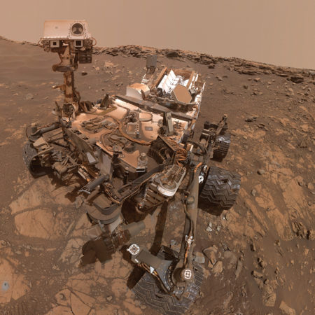 Selfie of Curiosity rover in 2020