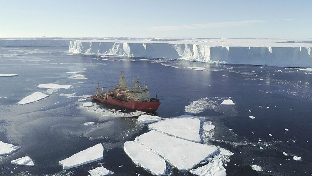 Nathaniel B. Palmer research ship in West Antarctica