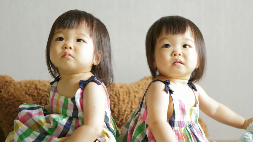 Einige eineiige Zwillinge haben keine identische DNA