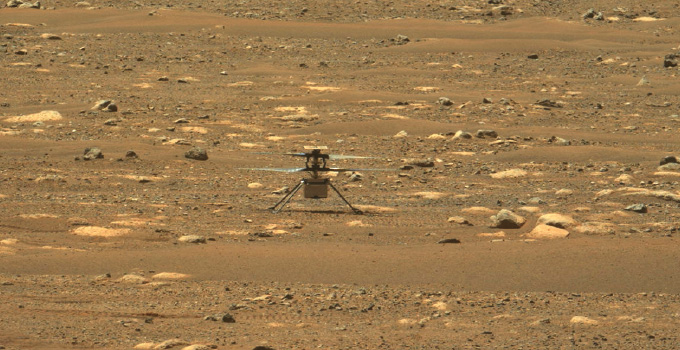 image of the Perseverance rover on Mars