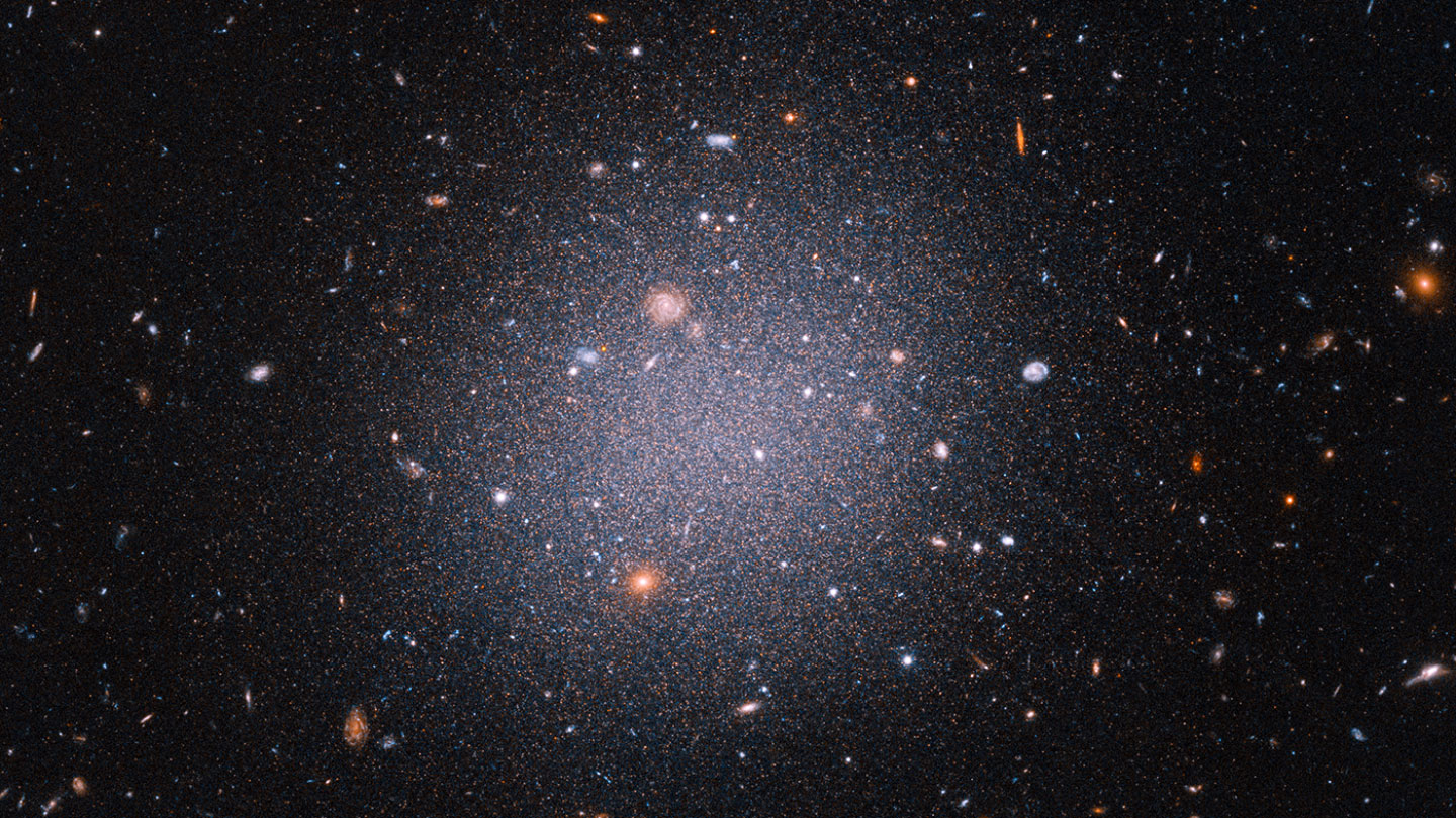 A galactic smashup might explain galaxies without dark matter