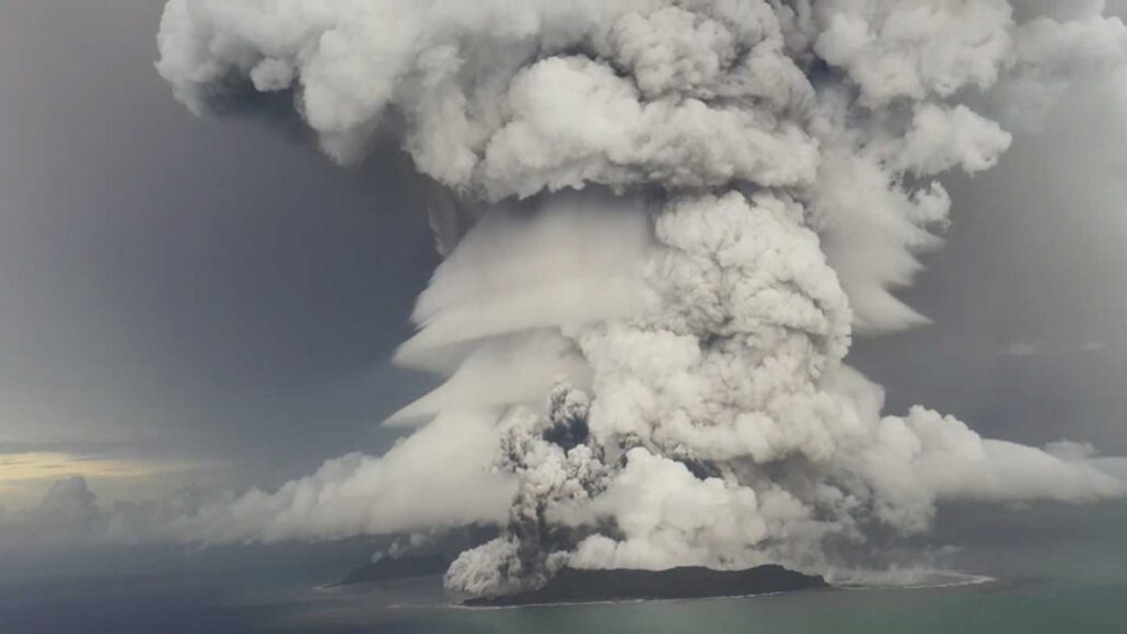 A photo of the eruption of Hunga Tonga-Hunga Ha’apai volcano.