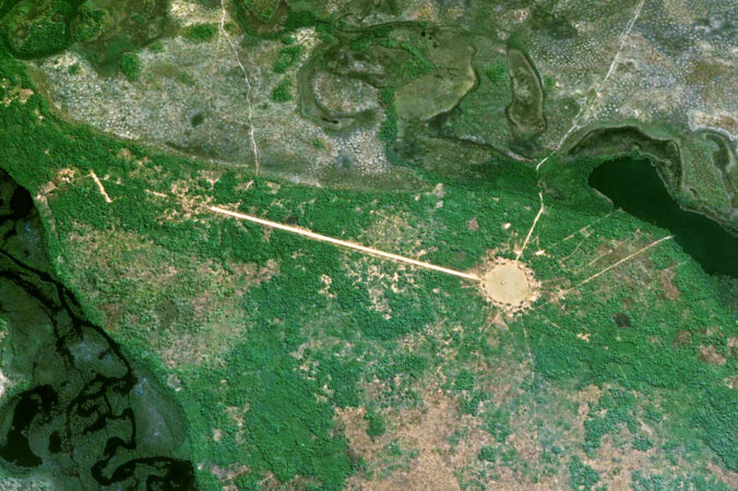 A Kuikuro village in southeastern Brazil seen from above