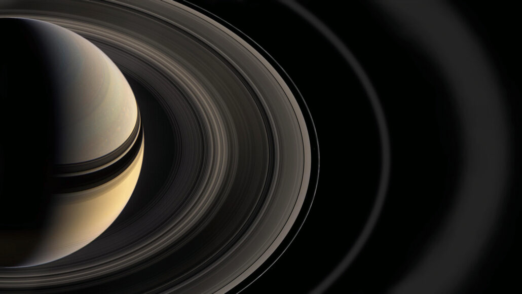 An image of Saturn and its rings.