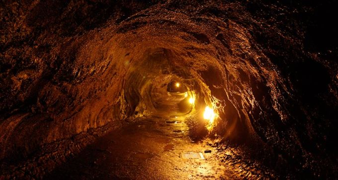Lava tube