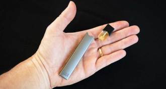 Juul e-cigarette
