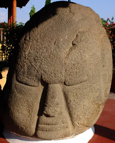 a huge stone head