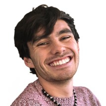 Curtis Segarra headshot