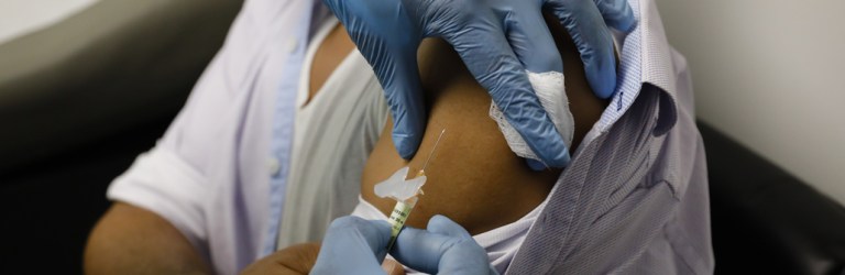 Participant in a Pfizer COVID-19 vaccine trial