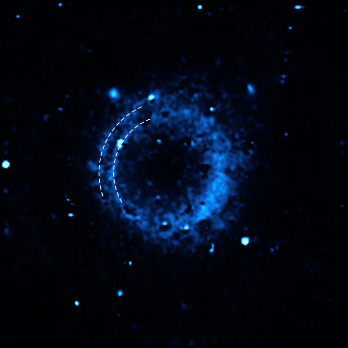 A blue circle with a double-shell structure.