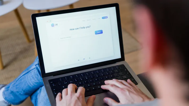 The Unseen Persuader: How AI Writing Tools Quietly Shift Our Opinions